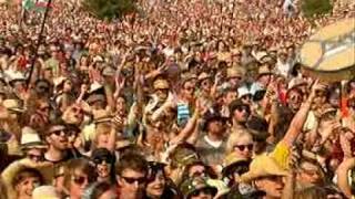 Ray Davies(Kinks) Waterloo Sunset Glastonbury 2010