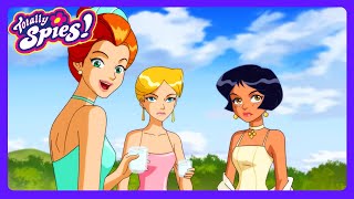 Totally Spies - Wedding Chaos! Who Crashed the Big Day? 👰 | WildBrain Sunshine City