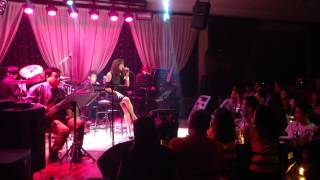Angeline Quinto with 4Willdrive band @19 east  Sana Bukas pa ang kahapon original sound track