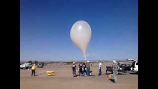 preview picture of video 'High Altitude Balloon Launch - Duke City Hamfest 2013'