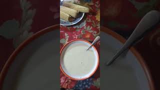 El rico atol de elote.