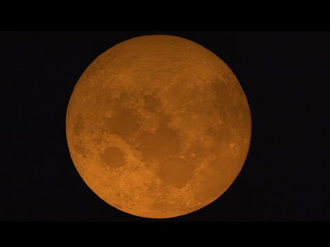 Watching The Waning Gibbous Moon And Listening To The Relaxing Sounds For Meditation, Clarity & Zen.