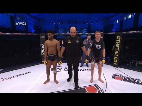 Keir Harvie vs Manny Akpan full fight