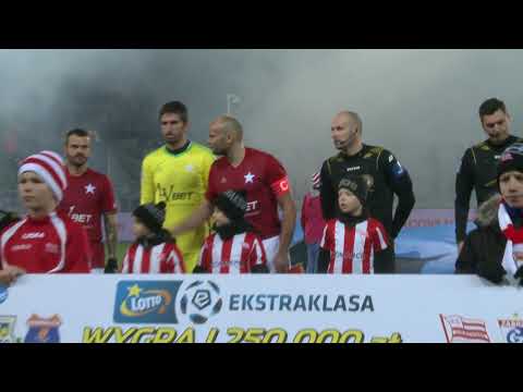 AP Czarni Kraków w eskorcie Cracovia - Wisła