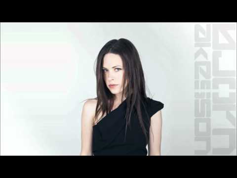 Betsie Larkin & Bjorn Akesson - Let It Shine