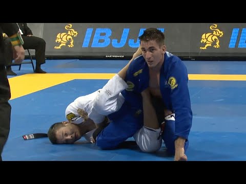 Guillherme Mendes v Paulo Miyao / World Championship 2014