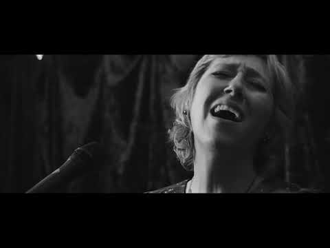 Martha Wainwright - Dinner at Eight (Live)