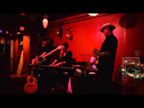 Jillian and The Giants: Live at Flycatcher 2015-10-23 (2of2)