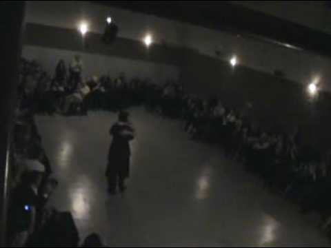  Elina Ruiz  and  Ernesto Candal  are  dancing  to  the  tango  "  Pata Ancha  "
