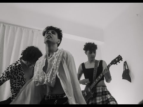 WENDY'S PARADE - MAL DI TESTA - Official Video