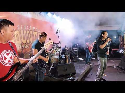 Akai bajik(sky band)