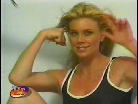 Peta Wilson Shows Some Muscle