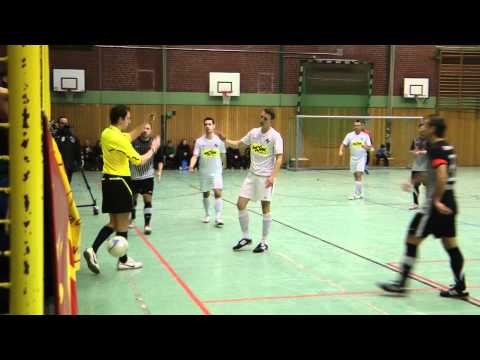 28. Hallenfußballstadtmeisterschaft - Zwischenrunde Spiel 13 : TuS Rahm - SC Dorstfeld 09