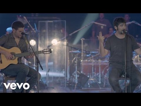Videoclip de Partiendo la Pana (Directo Acústico) — Estopa