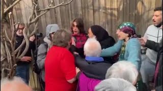 Muba, il video del parapiglia al Pilastro tra favorevoli e contrari al progetto del Museo dei bam...