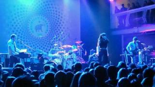 Brazilian Girls - Noveau Americain