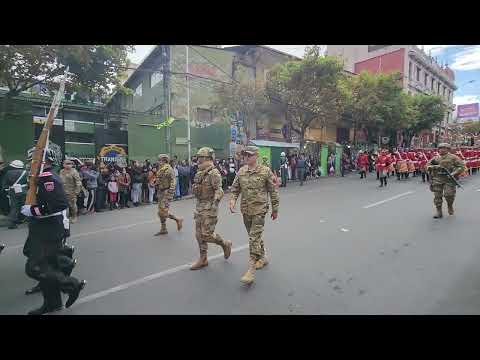 Desfile del 23 de Marzo de las Fuerzas Armadas de Bolivia, por el día de mar Boliviano
