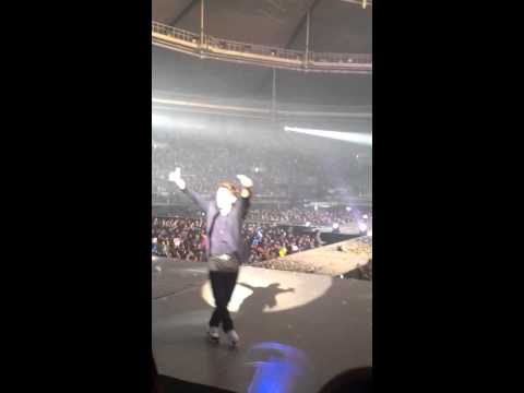 130324 Super Junior ending 繞場謝幕 @  SS5 Super Show 5 in Seoul 슈퍼주니어 LQ
