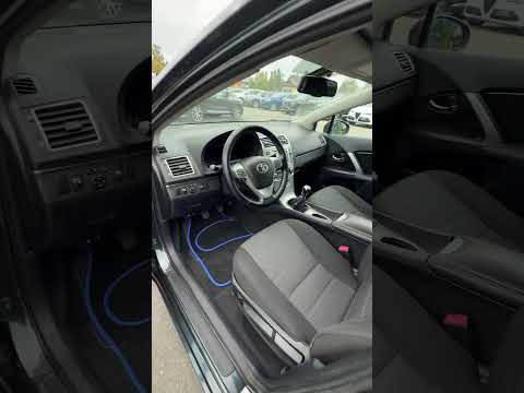 фото toyota avensis iii рестайлинг 0