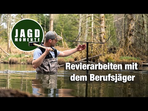 THE PROFESSIONAL HUNTER | Building a high stand and keeping ducks in April