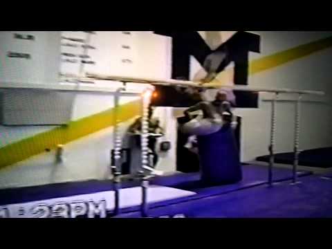 Josh Levin mount Parallel bars