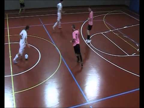 200315.Occasione Valsugana Scurelle, uscita portiere Pol. Valcembra, gol Tiziano 11-3