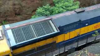 preview picture of video 'Goa train'