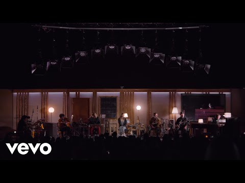 Lizzy McAlpine - Staying (Live from The Greek Theatre, Los Angeles)