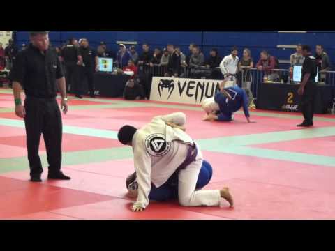 Muujig Altantugs - FINALS - IBJJF London Fall Open 2015 - Purple Adult - Feather