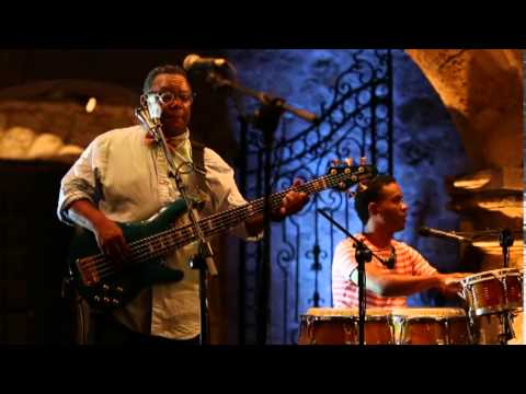 Víctor Víctor & La Vellonera - Mesita de Noche