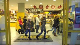 preview picture of video 'Flashmob DemoTeam 2 OxyGym Veendam bij Jumbo'