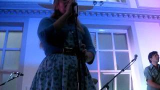 Isobel Campbell + Mark Lanegan 'Come On Over (Turn Me On)' Live @ Lancaster Library 13 July 2011