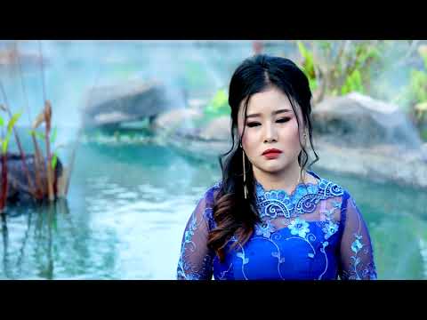 nkauj nraug tsis sib tau by Kab zuag Lis