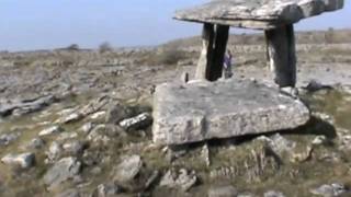 preview picture of video 'Poulnabrone Portal Tomb - Ireland'