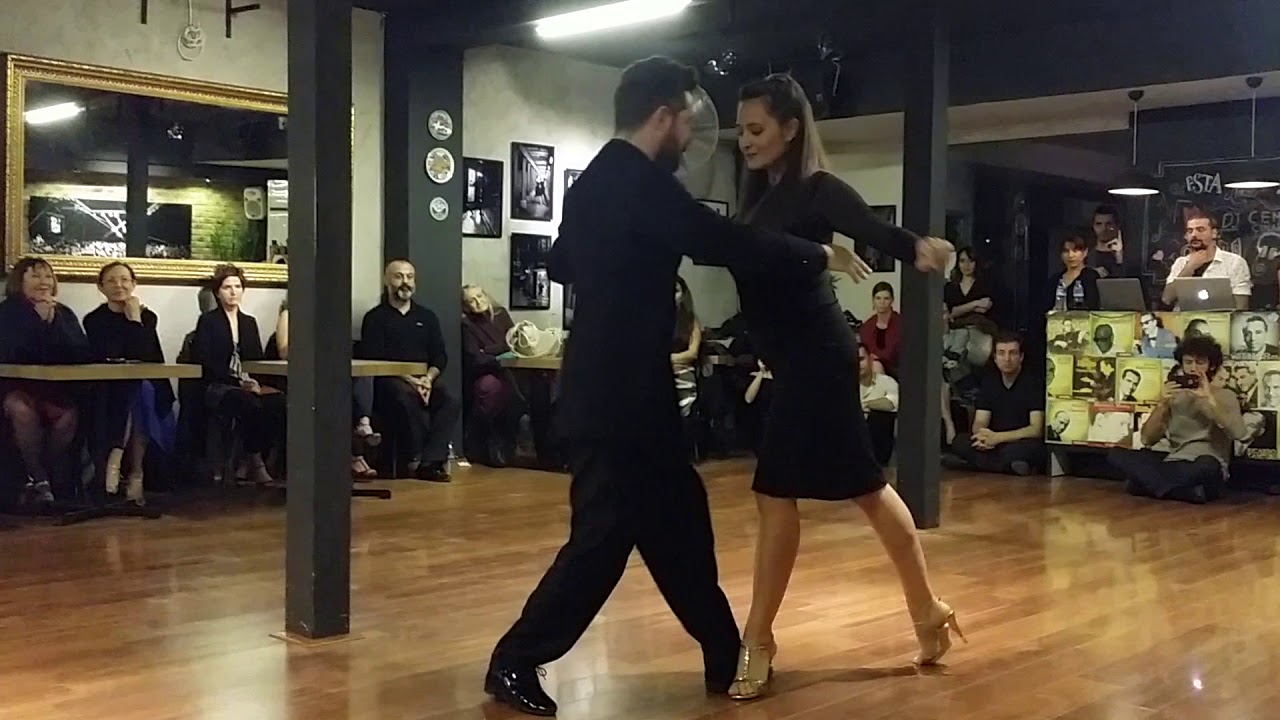 Eşref Tekinalp & Vanessa Gauch Arabacıoğlu -1- Esta Show