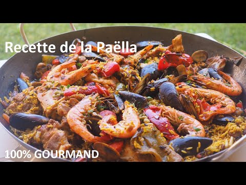 Préparation de la Paëlla (recette royale au poulet, chorizo et fruits de mer)
