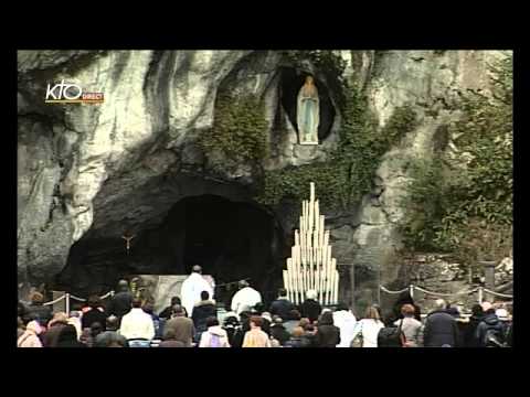 Chapelet à Lourdes