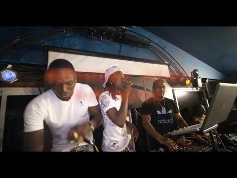 ANTHONY JIERO BIRTHDAY & SAFO EN SHOW CASE MOUNOU JUICE XPLOSION AU BEACH BAR