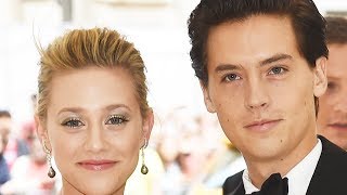 Download lagu More PROOF That Cole Sprouse & Lili Reinhart Have BROKEN UP! mp3