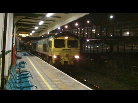 Prestatyn 16.1.2016 - Freightliner 66514 on engineers train - class 66