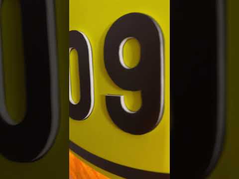 Объёмная эмблема с LED подсветкой ФК "Боруссия Дортмунд", FC Borussia, 40х40 см, футбольный, спортивный декор. - фото 1 - id-p2104431146
