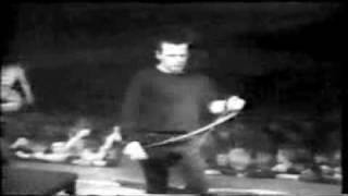 10. Discharge, Why? - Stoke On Trent '83