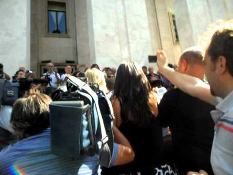 L'arrivo di Salvatore Parolisi al Tribunale di Ascoli da indagato (24/06/2011)