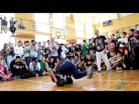 Vital vs Funt Combonation 4 Power Move