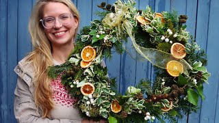 Make a Homemade Christmas Wreath in Four Easy Steps