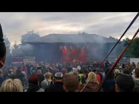 ALKEHOL- Pijeme s láskou ????