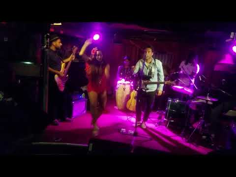 Suingue de Samba - Rogê   @ the Del Monte, Venice, CA  (with Gisella)