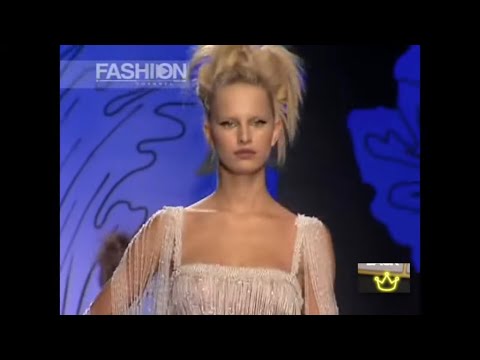 Valentino Fall Winter 2001 Haute Couture Full Show OST