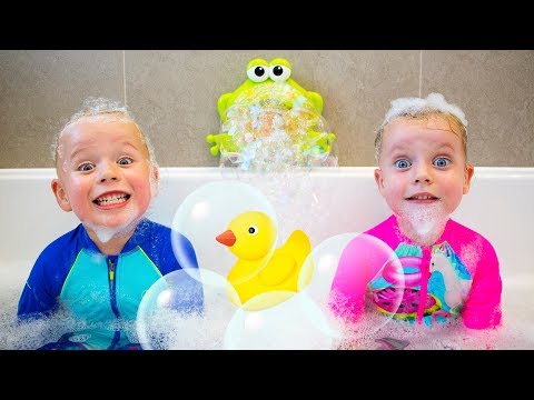 BATH SONG | Nursery Rhymes & Kids Songs Gaby and Alex
