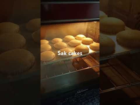 making of cupcakes shot by Shumaila Amjad khan